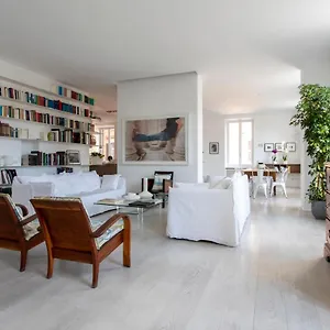  Apartment Piazza Fanti Luxury