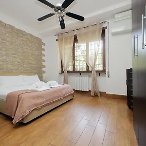 Vatican Flat Cozy With Private Court Appartamento